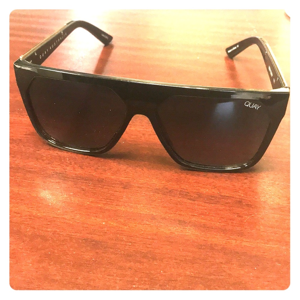 Quay x Jacyln Hill Black Very Busy Sunglasses